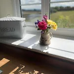 Luxury With Stunning Views And Hot Tub Holiday home