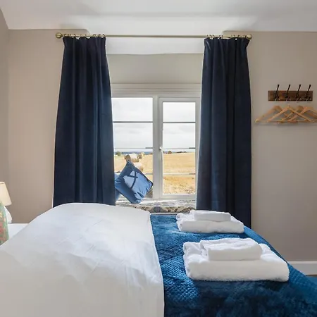 Luxury With Stunning Views And Hot Tub Dom wakacyjny