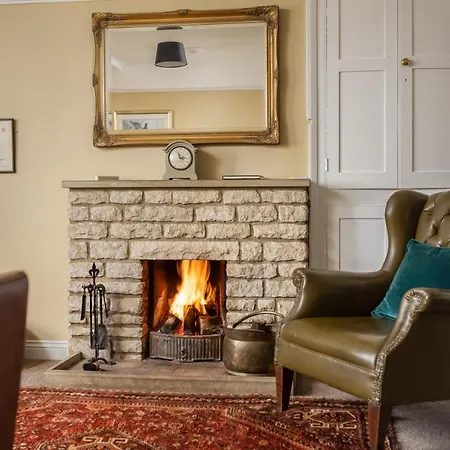 Luxury With Stunning Views And Hot Tub Holiday home *