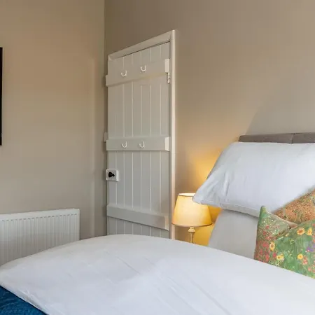 Luxury With Stunning Views And Hot Tub *